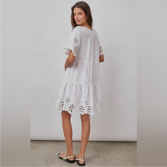 NWT Rails Arielle White Eyelet Dress Size Large - Picture 3 of 12